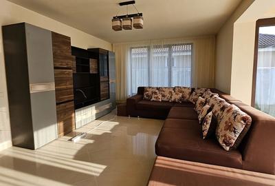 Casă cu 4 camere cu Teren 490 Mp în Central - 1