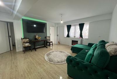 Apartament trei camere complet renovat - zona Blvd. Unirii - etaj 2/8 - 2