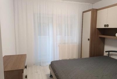 Apartament cu 2 camere decomandat în Micro 17 - 4