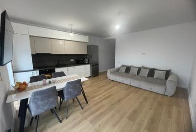 Proprietar, vând 1/2 duplex - 2