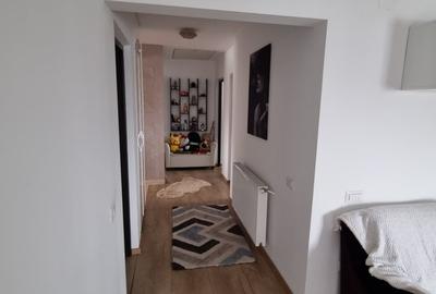 Casa cu etaj la cheie - 12