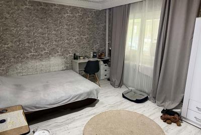 Apartament cu 2 camere decomandat în Craiovița Nouă - 1