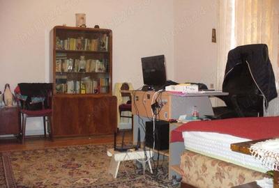 Apartament la casa zona centrala - 10