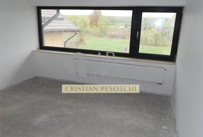 Casa P M, 4 camere, 215mp, Comuna Plopu - 10