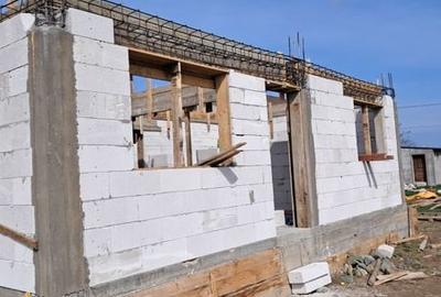 Casă cu 4 camere cu Teren 115 Mp în Lumina - 3