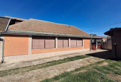Casă cu 3 camere cu Teren 1461 Mp în Tărian - 5