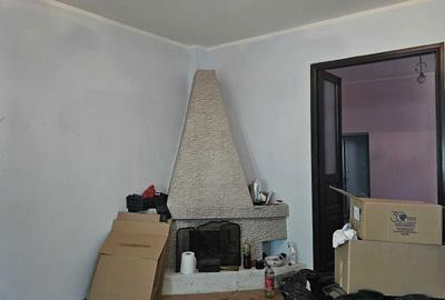 Casă cu 2 camere semidecomandat în Central - 2