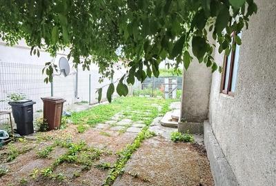Casă cu 2 camere cu Teren 191 Mp în Marghiloman - 1