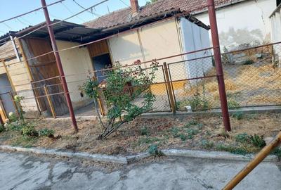 Casă cu 4 camere în Turnu - 2