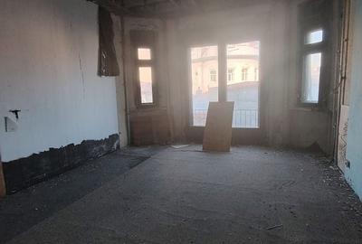 Casă individuală cu 12 camere cu Canalizare în Pache Protopopescu - 9