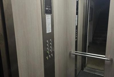 Apartament cu 3 camere decomandat în Tei - 9