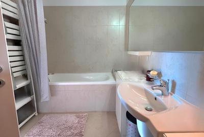 Elegant 4-Bedroom Apartment with Terrace Overlooking French Village & Herăstrău - 5