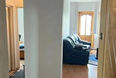 Apartament cu 2 camere decomandat în Poarta 6 - 3