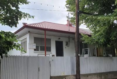Vand casa cu teren in Barlad,zona privilegiata,str.A.Vlaicu 26.Am coborat pretul 85..000 euro. - 5