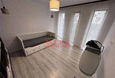 Casă cu 4 camere cu Teren 381 Mp în Central - 3