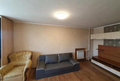 Garsonieră decomandată în Berceni - 2