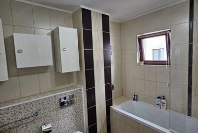 Apartament cu 3 camere decomandat în Șelimbăr - 8