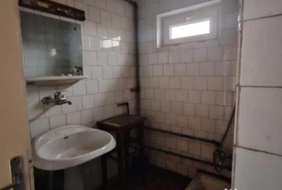 Casă cu 4 camere cu Teren 1338 Mp în Central - 17