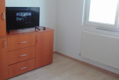 Garsonieră decomandată în Romană - 16