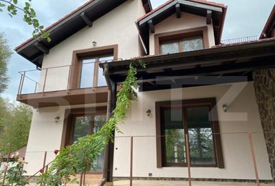 Casă cu 5 camere cu Teren 400 Mp în Central - 4