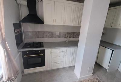 Se inchiriaza apartament 3 camere, str Dobrogeanu Gherea, etajul 1 - 5