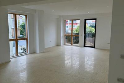 Spațiu comercial, de 1 mp, în Curtea de Argeș - 1