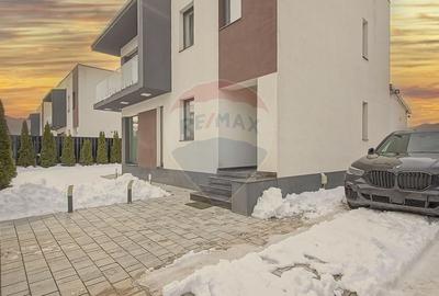 Casă cu 4 camere cu Teren 388 Mp în Sânpetru - 42