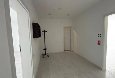 Birou, de 72 mp, în Ultracentral - 4
