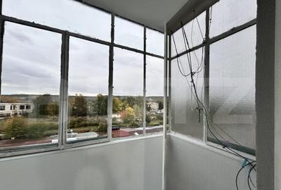 Apartament 2 camere, semidecomandat, in Plopeni - 4