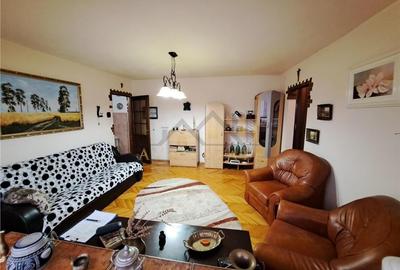 Apartament 2 camere, semidecomandat, Et.3 ,54 mp+centrala - ZONA DAMBOVITA - 2