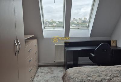 Apartament cu 2 camere decomandat în Podul de Piatră - 3