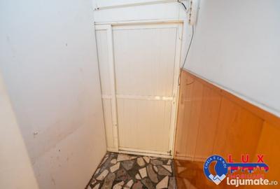 Spațiu comercial, de 35 mp, în Peco - 2