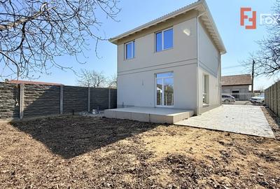 Casă individuală cu 4 camere cu Canalizare în Moșnița Veche - 1