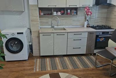 Vand apartament 3 camere cofort 2 zona micro 14 - 2