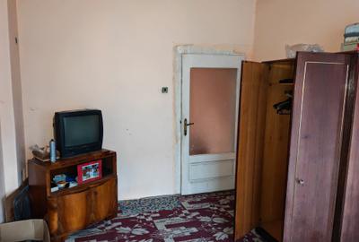 Casa 6 camere libera la vanzare RASNOV - 9