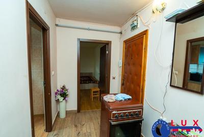 ID 377 Apartament 3 camere de inchiriat *Str Victoriei - 9