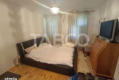 Casă cu 4 camere cu Teren 300 Mp în Roșia - 16