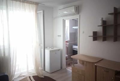 Garsonieră decomandată în Tătărași - 4
