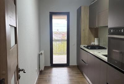 Apartament cu 2 camere decomandat în Central - 9