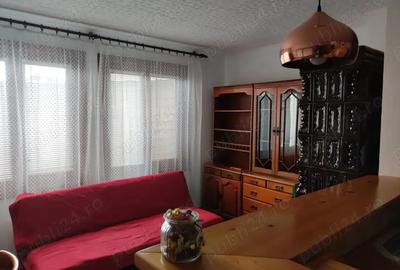 Vand apartament cu 3 camere - 1