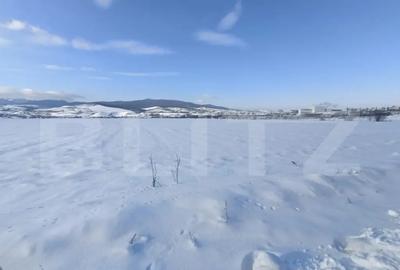 Teren de 7000 mp, în Central - 3