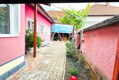 Casă cu 6 camere cu Teren 270 Mp în Central - 7