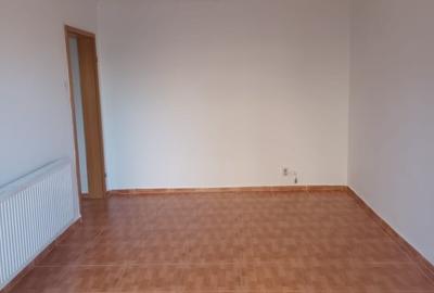 Spatiu comercial de inchiriat - 3