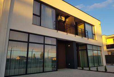 Casă cu 3 camere în Central - 2