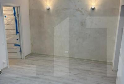 Apartament cu 3 camere semidecomandat în Gorjului