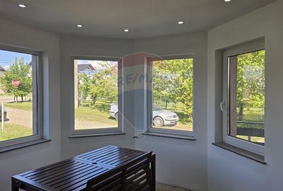 Casa / Vila cu 5 camere de vanzare in Mihoveni Suceava - 23