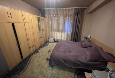 Casa S+P+E+M | 605 mp utili | 10 camere | 3 bucatarii | 4 bai | 3 terase | Garaj - 35