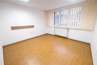 Apartament cu 3 camere decomandat în Calea Dumbrăvii - 14