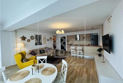 Apartament cu 3 camere nedecomandat în Exterior Sud