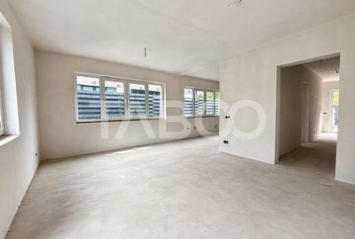 Duplex cu 4 camere cu Canalizare în Tăuți - 6